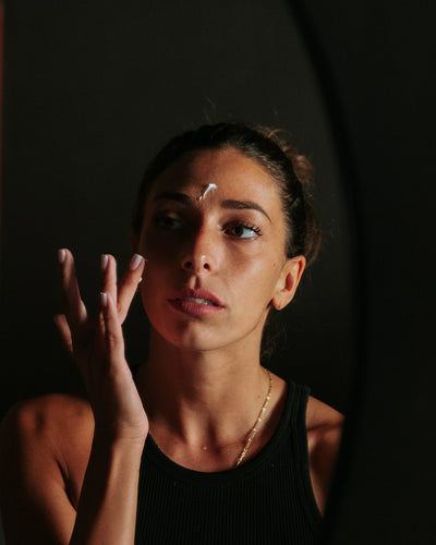I due prodotti viso del set, fuori dalla bag