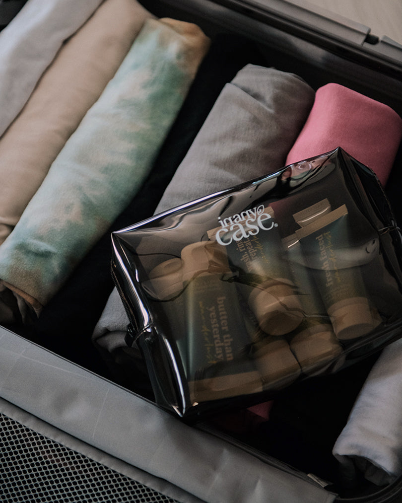 Immagine di un set cosmetico della linea wanderlust del brand In Any Case