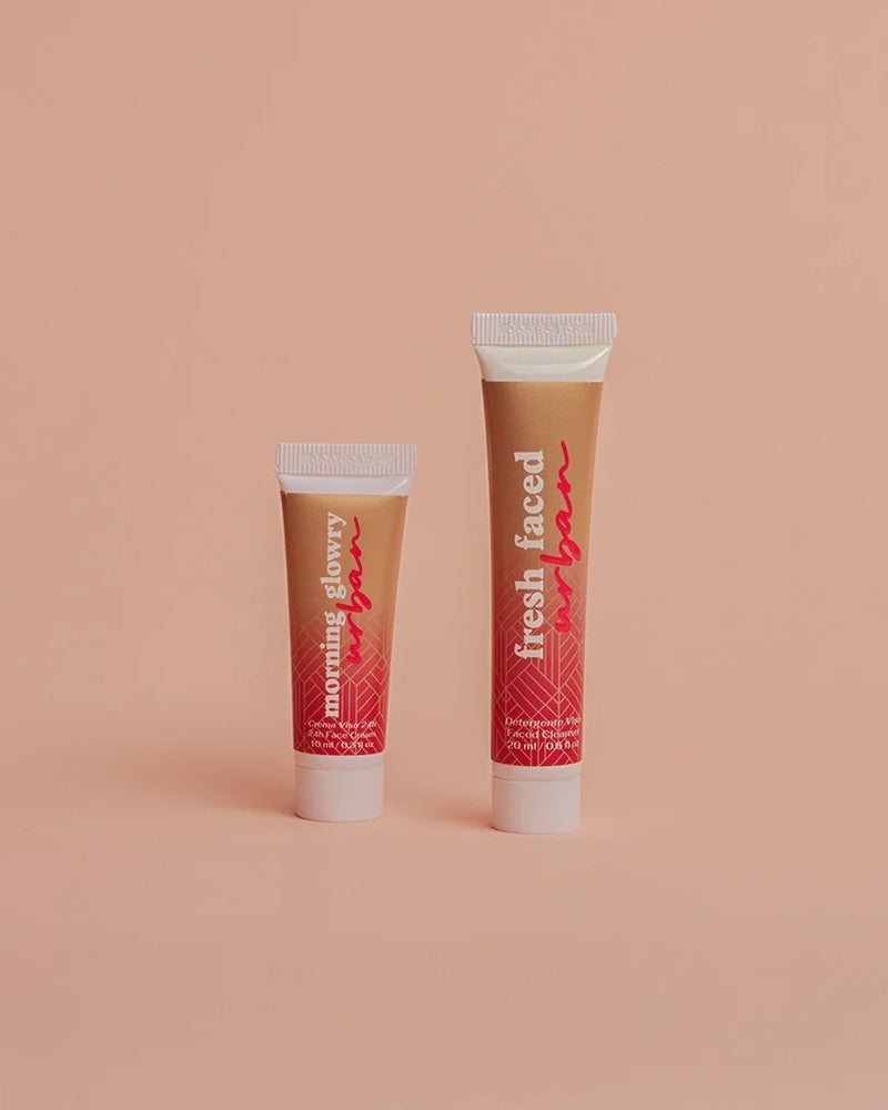 Essenziali refill viso: crema viso 24h e detergente viso.